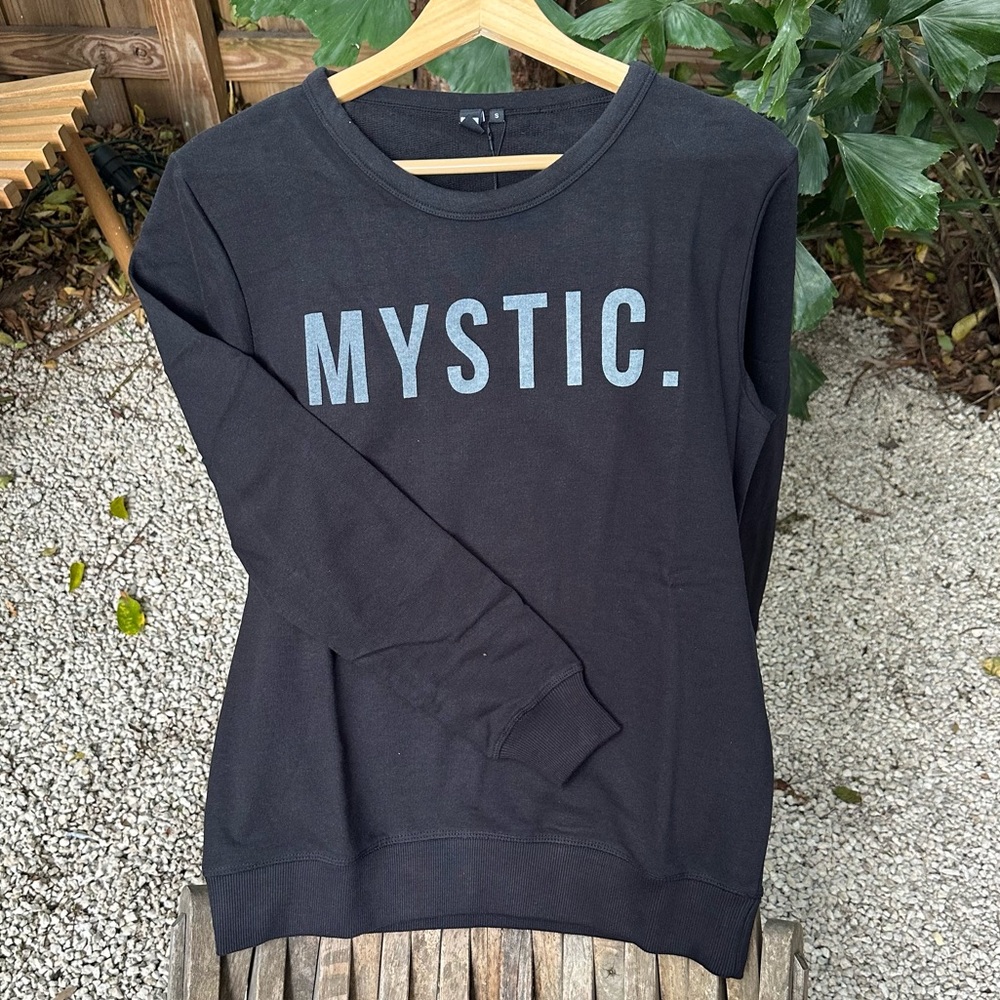 NWT Mystic Crew neck sweater size S